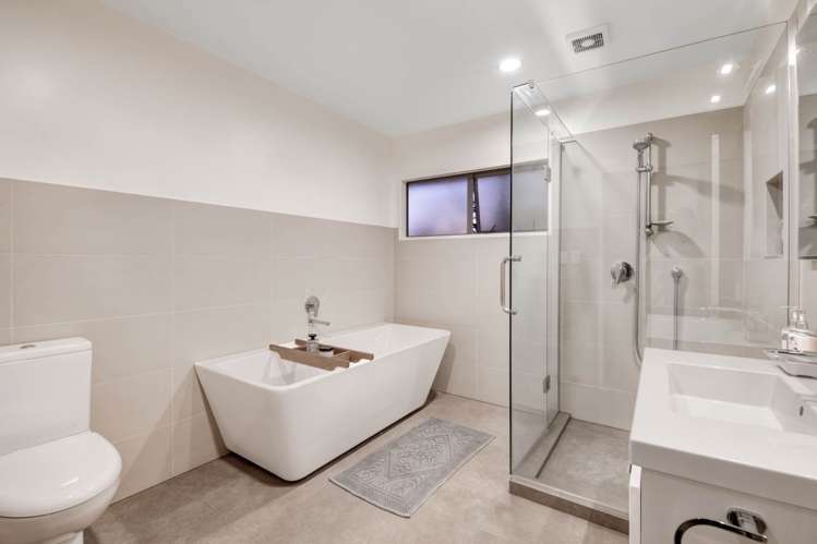 5 Kahala Place West Harbour_26