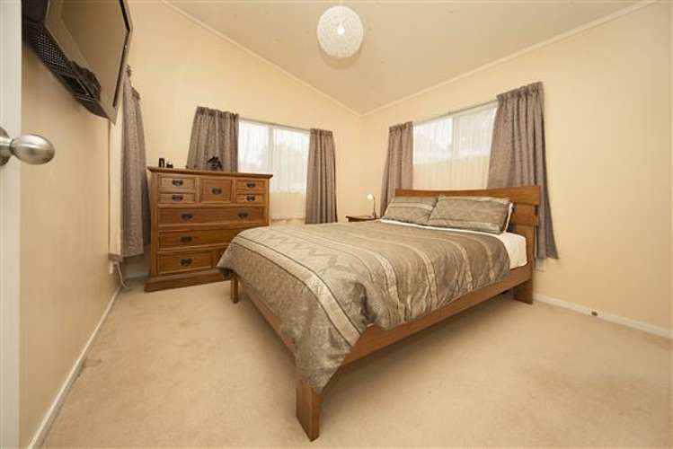 1/40 Sherwood Avenue Te Atatu South_5