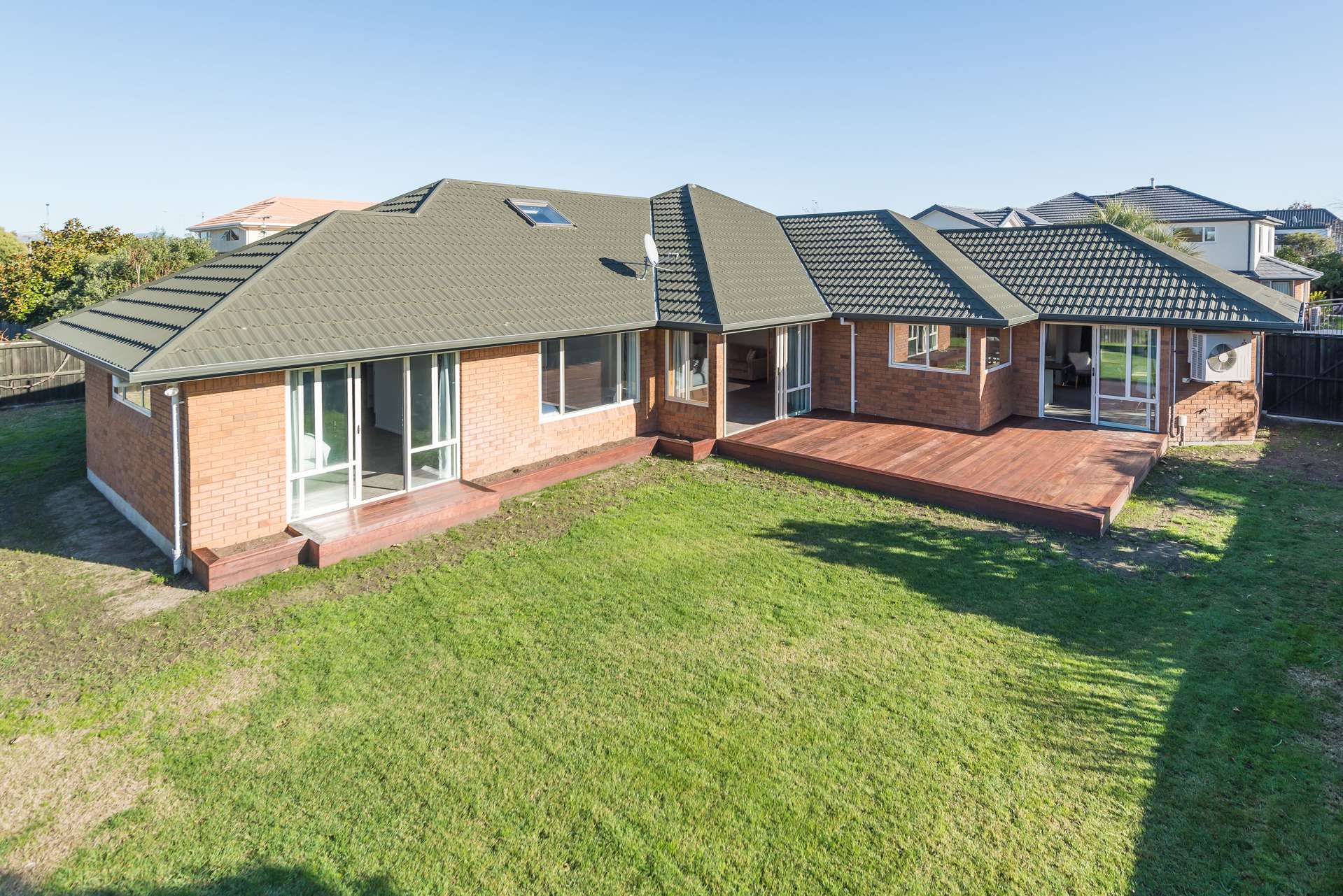 8 Glastonbury Drive Burwood_0