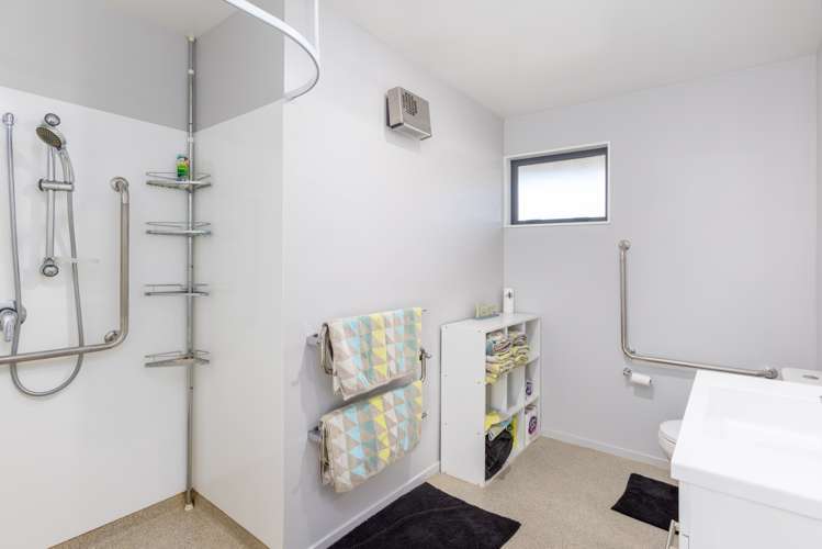 22 Eric Adam Way Linwood_8