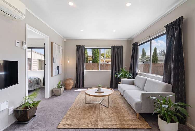 2/30 Waiari Road Conifer Grove_9