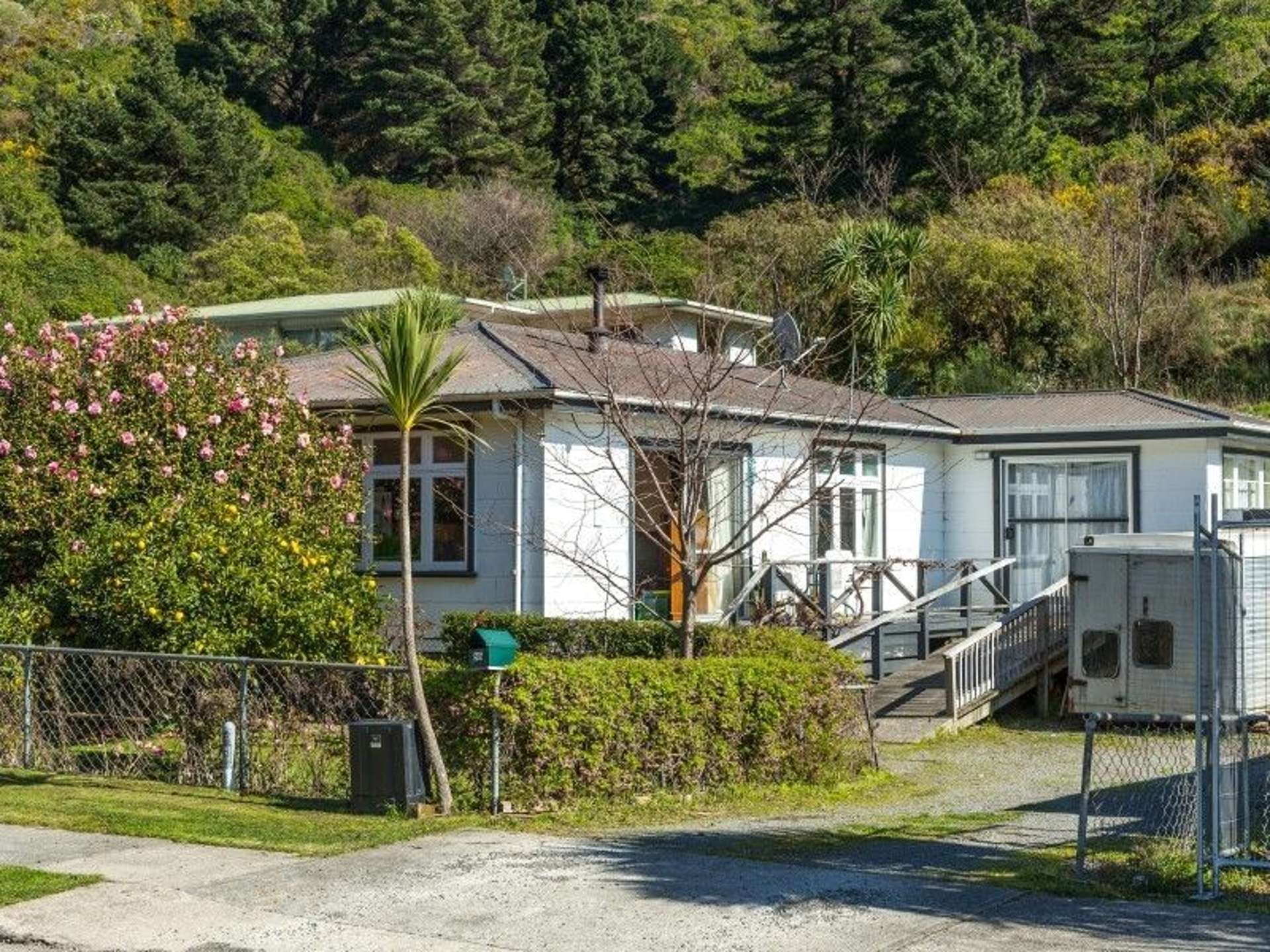 55 Wairau Road Picton_0