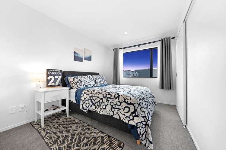3 Kiato Lane Flat Bush_14