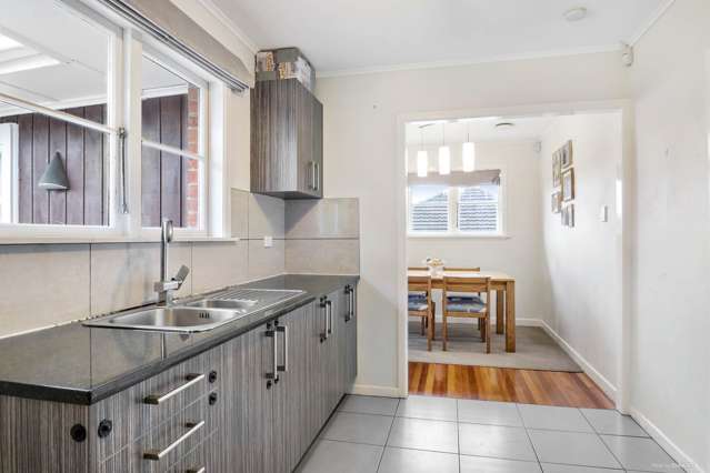 10 Beaubank Road Kelston_3