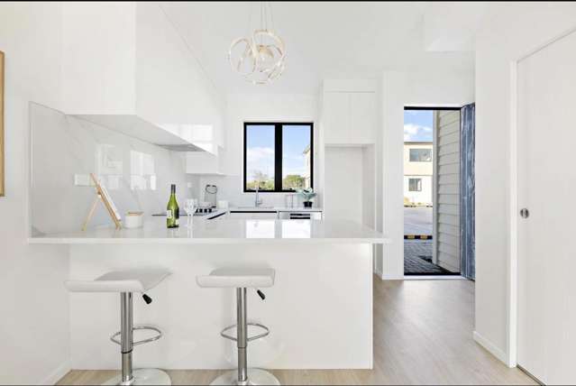 5/101 Botany Road Botany Downs_4