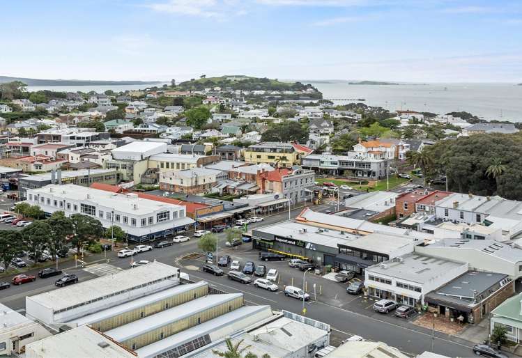 9-11 Clarence Street Devonport_9