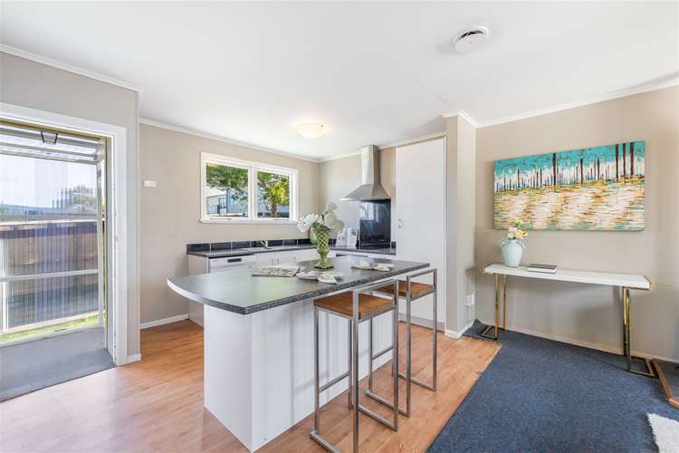 3/3 Buscomb Avenue Henderson_8