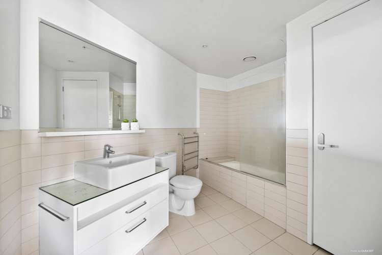 1409/30 Beach Road Auckland Central_6