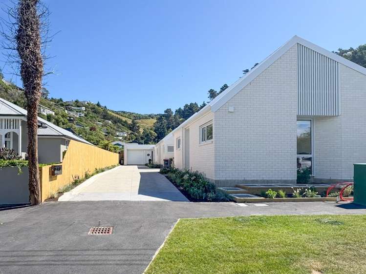 2/14 Nayland Street Sumner_11