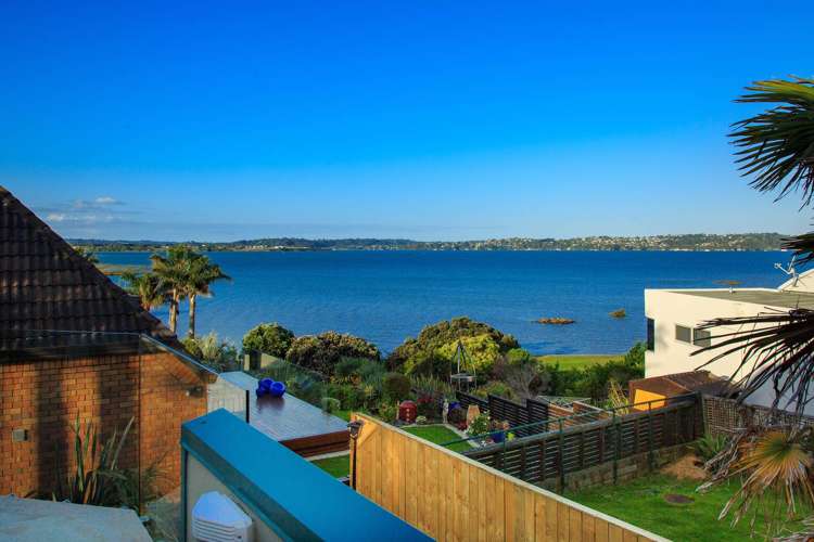 124 Beach Road Te Atatu Peninsula_16