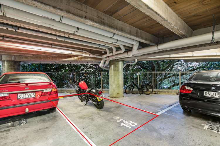 1201/18 Saint Martins Lane Grafton_15