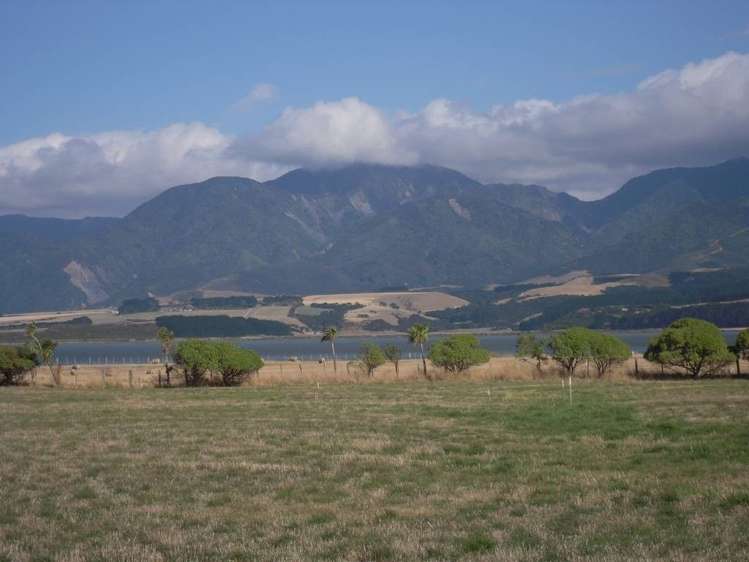 Lake Ferry Road Lake Ferry_6