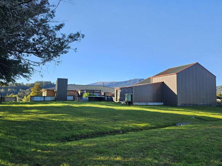 736 State Highway 7 Dobson_19