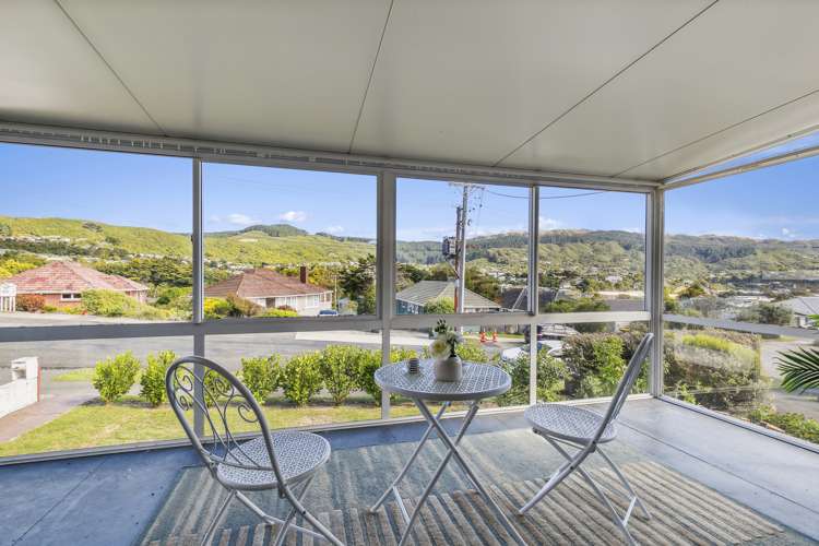 73 Taylor Terrace Tawa_2