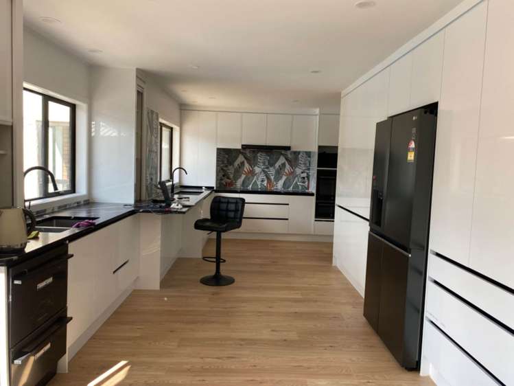 51 Hattaway Avenue Bucklands Beach_3