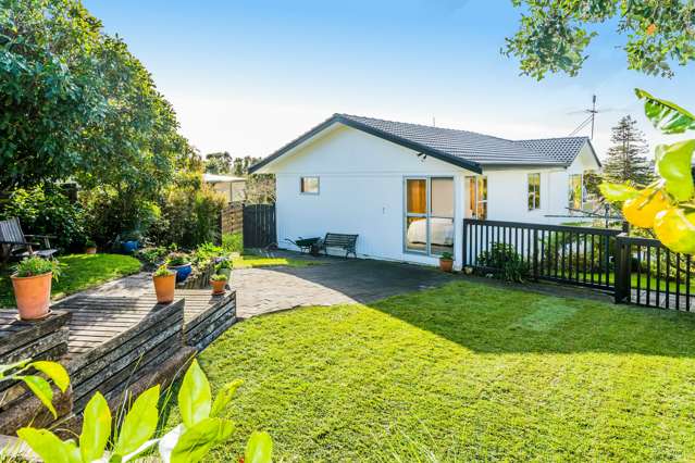 54 Kia Ora Road Beach Haven_2