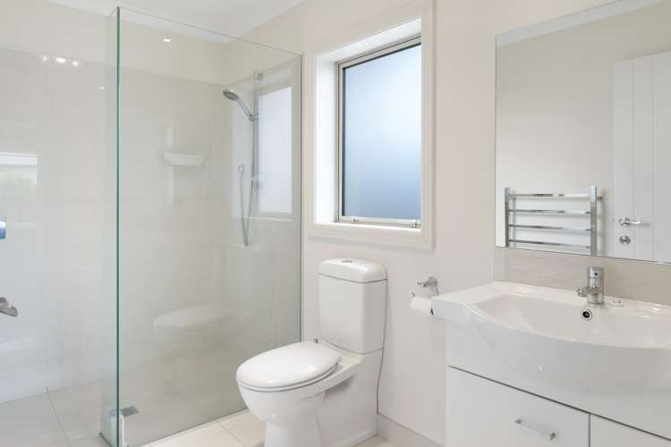 1 Lassen Place Stoke_10