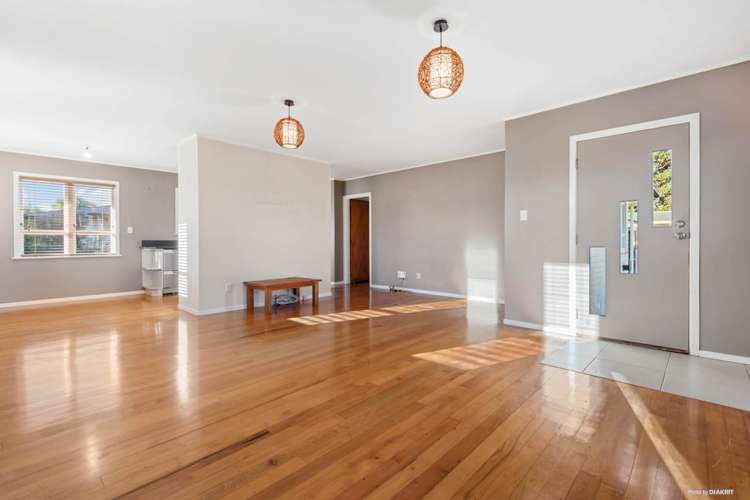 7 Montmere Avenue Te Atatu Peninsula_7