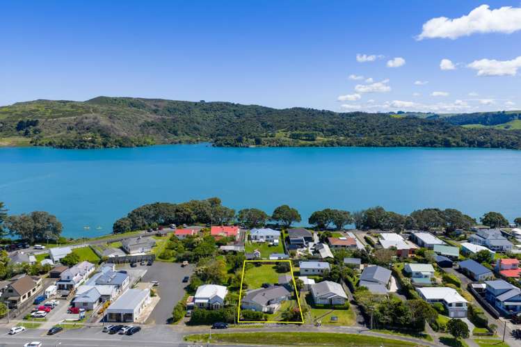 20 Wallis Street Raglan_1