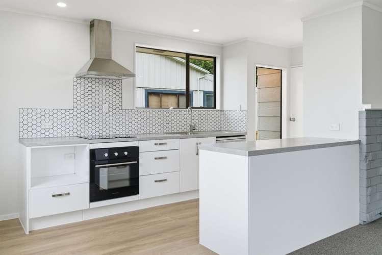 10 Whitaker Street_1