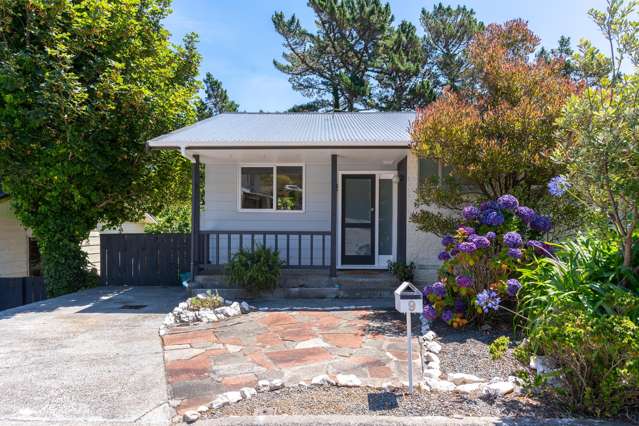 9 Cyril Way Paparangi_1