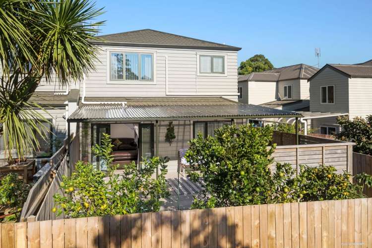 4/36 John Jennings Drive Oteha_0