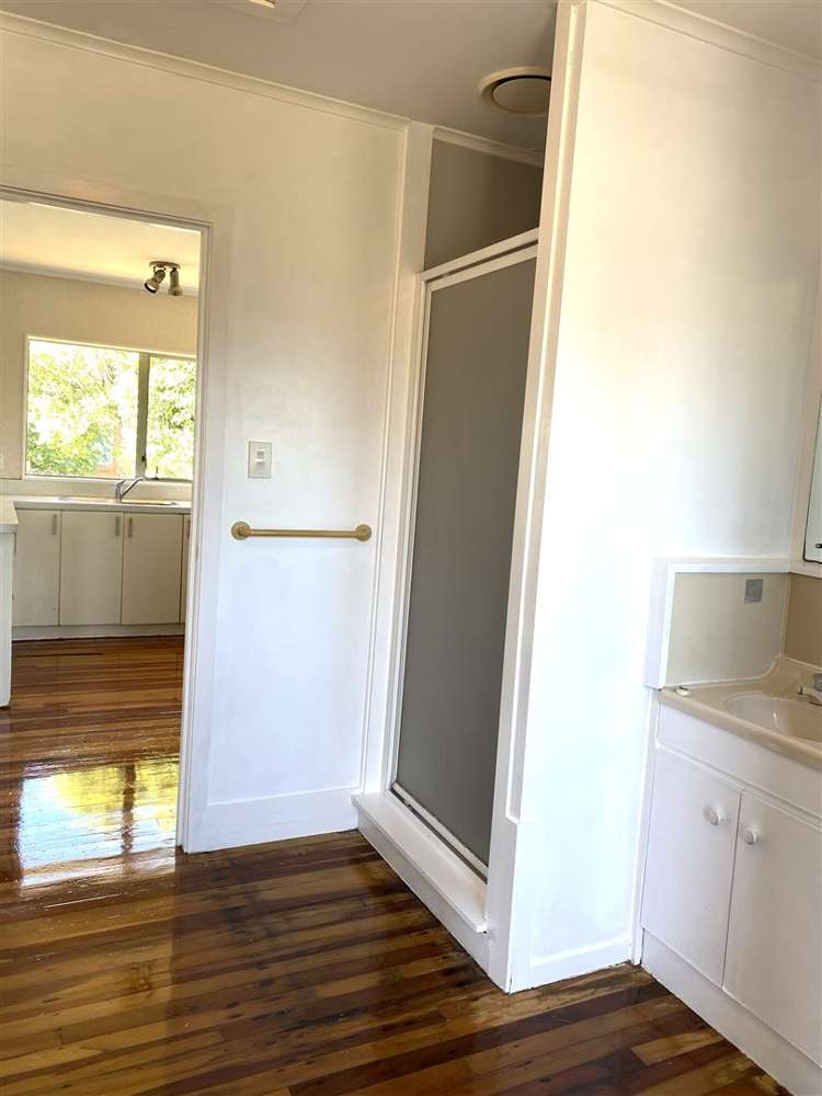 6/26a Mount Smart Road Onehunga_8