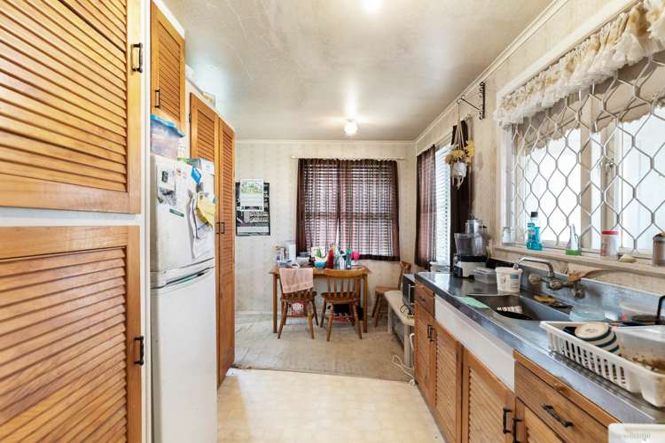 4 Mcfadzean Drive Blockhouse Bay_7