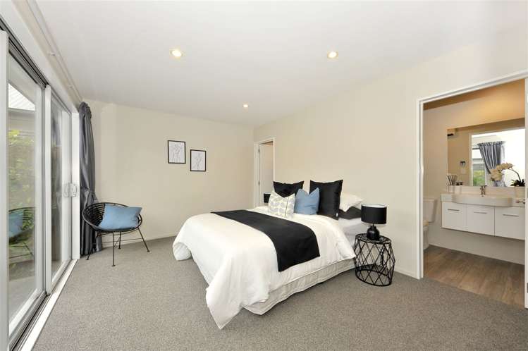 19 Farnborough Way Rolleston_8