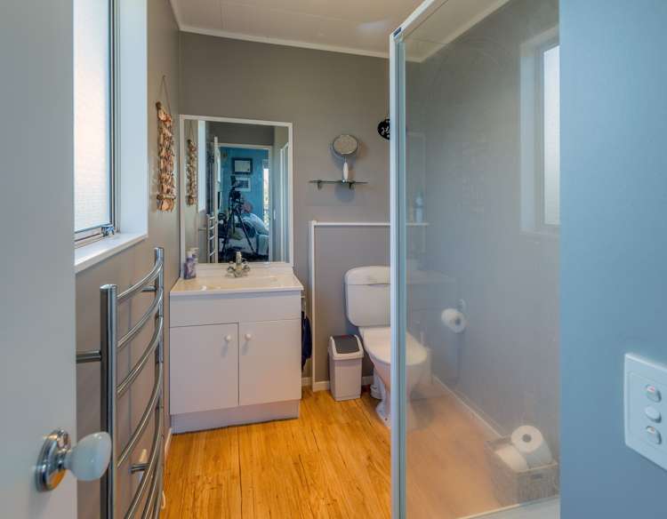 13 Drake Street Waikawa Beach_14