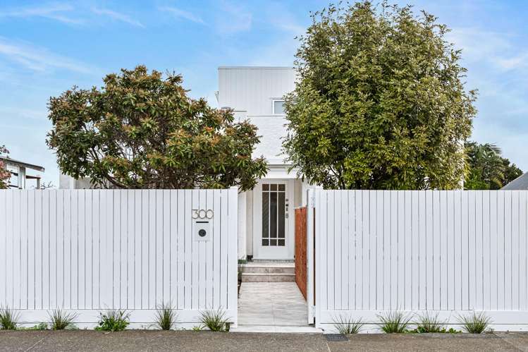 300 Point Chevalier Road_3