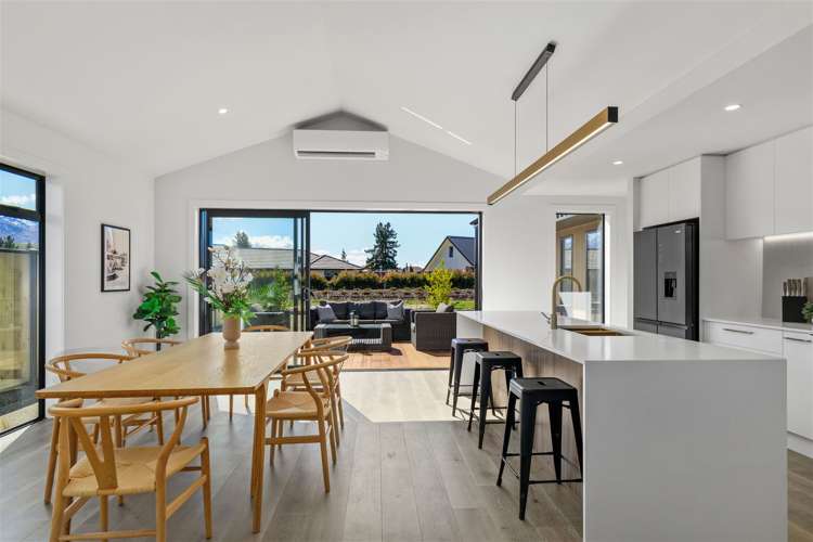 23 Magnum Drive Cromwell_5