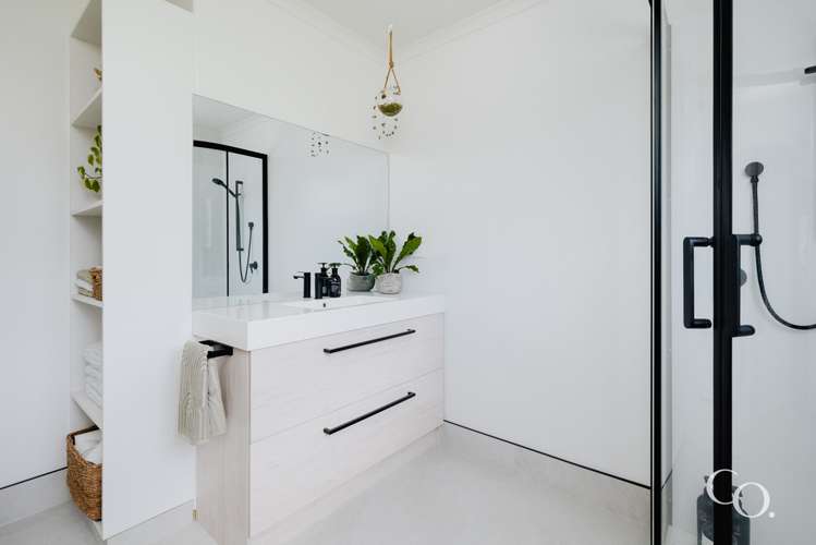 6 Avon Rise Welcome Bay_27