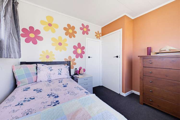 22 Brookes Terrace Waitara_15