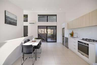 11 Highlands Close_4