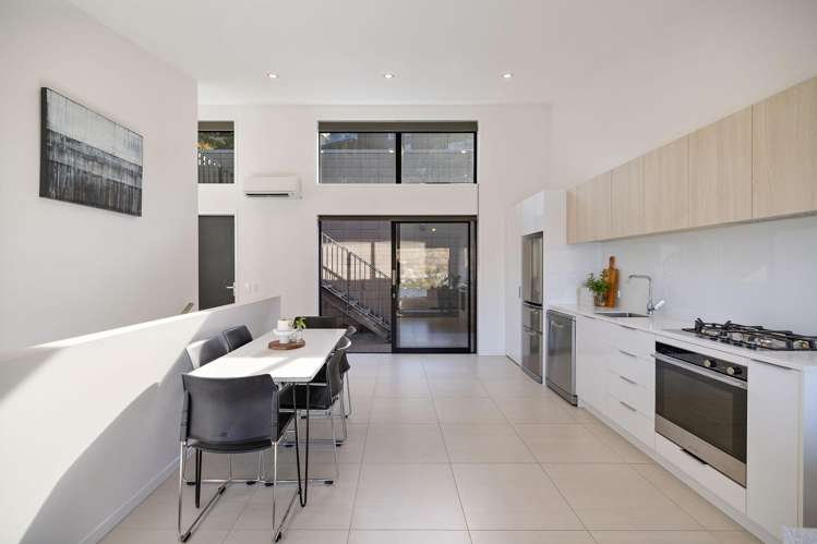 11 Highlands Close Queenstown_4