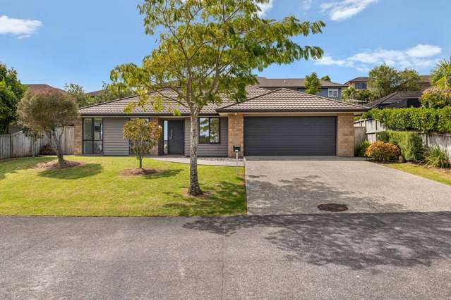 Stylish GJ Gardner Single-Level Home