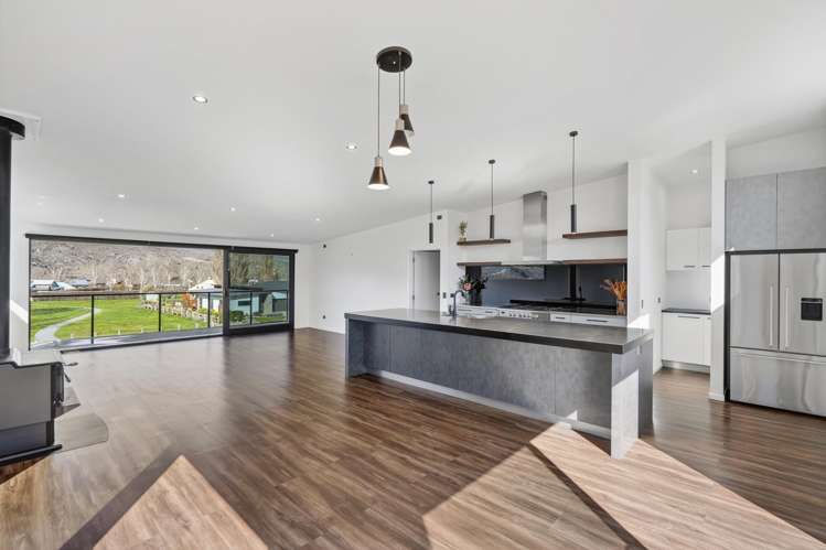 57 Stratford Drive_2