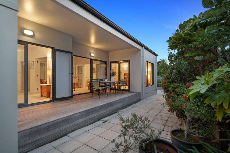 28 Rosemary Avenue Forrest Hill_15