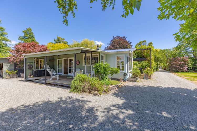 274 High Street North Carterton_19