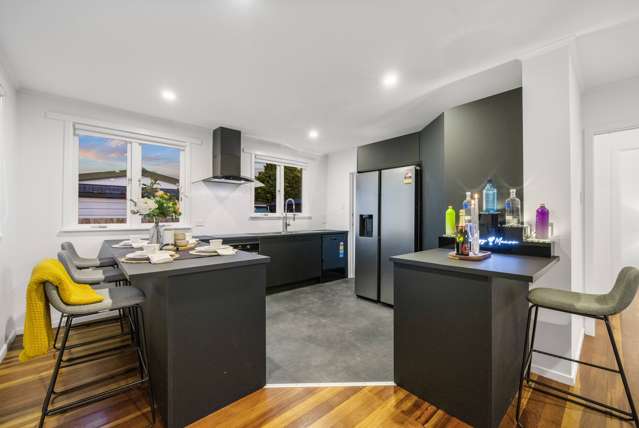 12 Richan Street Glenview_2