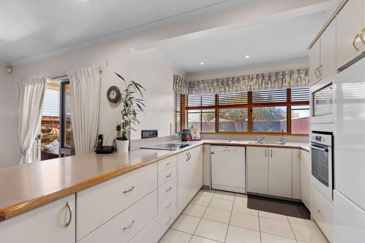 380 Oceanbeach Road Mt Maunganui_8