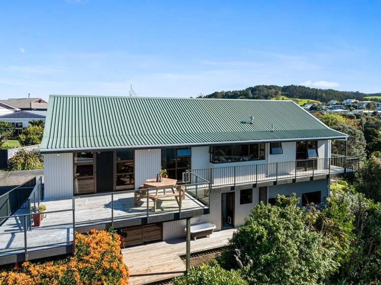 41 Barrier View Road Leigh_5