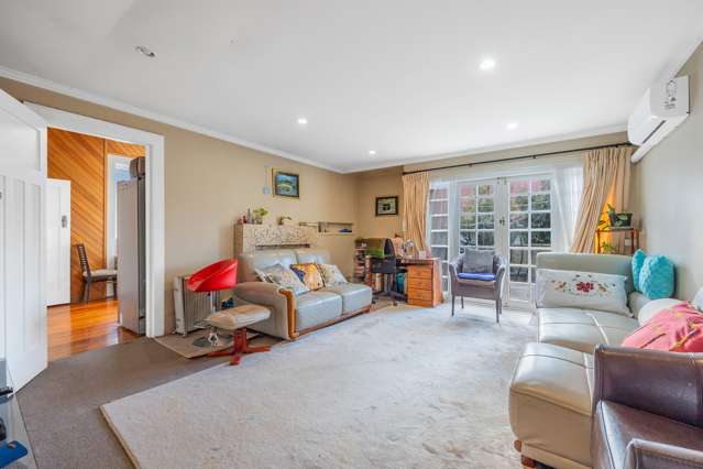 25 Preston Avenue Mount Albert_3