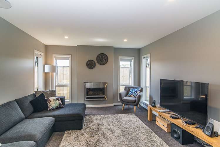 44 Resolution Drive Whitby_4