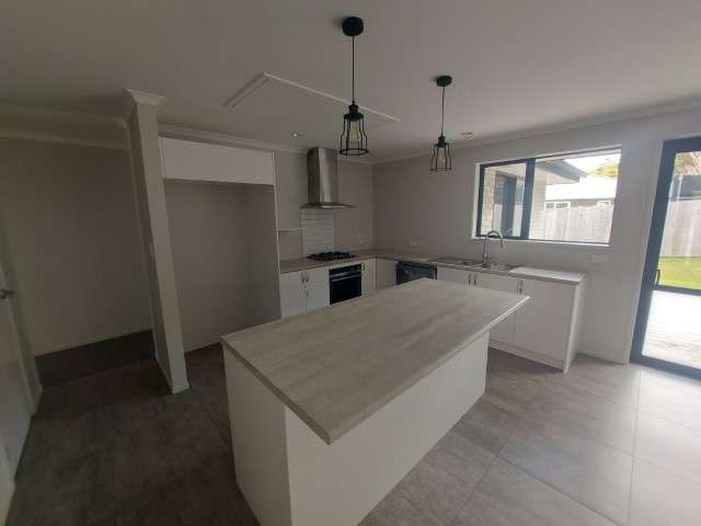 8 Waimanu Place Ruakākā_2