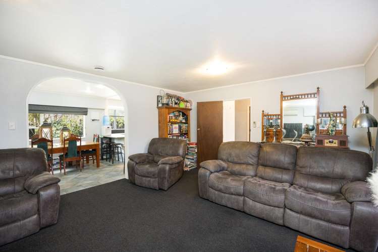 6 Truscott Grove Awapuni_9
