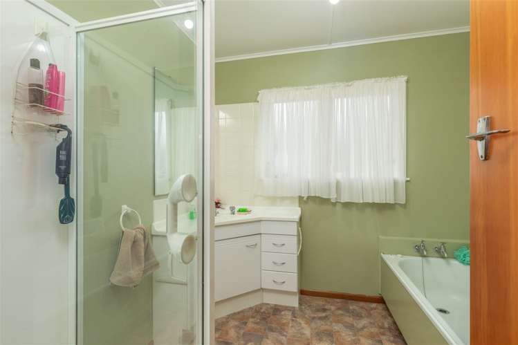 96 Russell Road Huntly_10