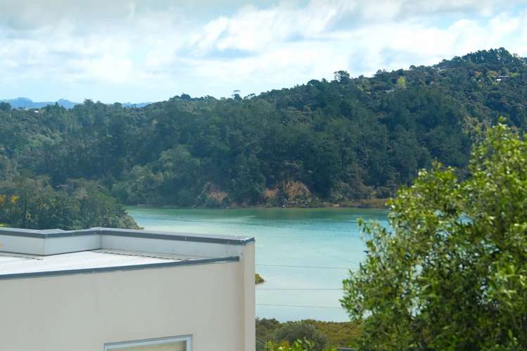11 Rangi Avenue Schnapper Rock_16