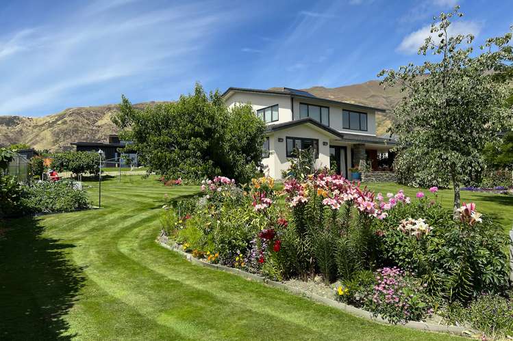 29 Kelliher Drive Wanaka_3